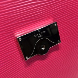 Replica Louis Vuitton Fuchsia Cluny MM