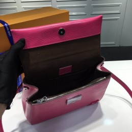 Replica Louis Vuitton Fuchsia Cluny MM