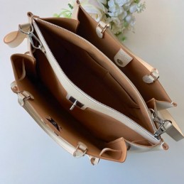 Replica Louis Vuitton Beige Lockmeto