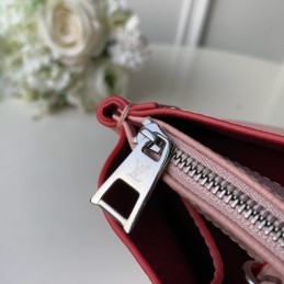 Replica Louis Vuitton Pale Pink Lockmeto