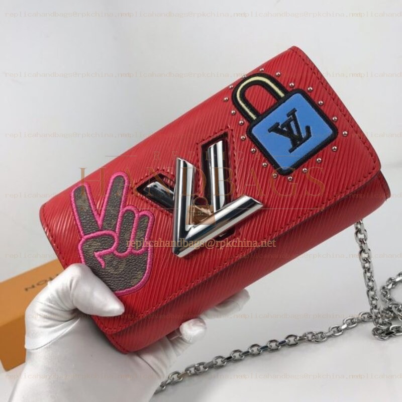 Replica Louis Vuitton Red Graphic Twist Chain Wallet