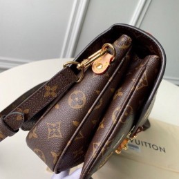 Replica Louis Vuitton Red Interior Metis Pochette