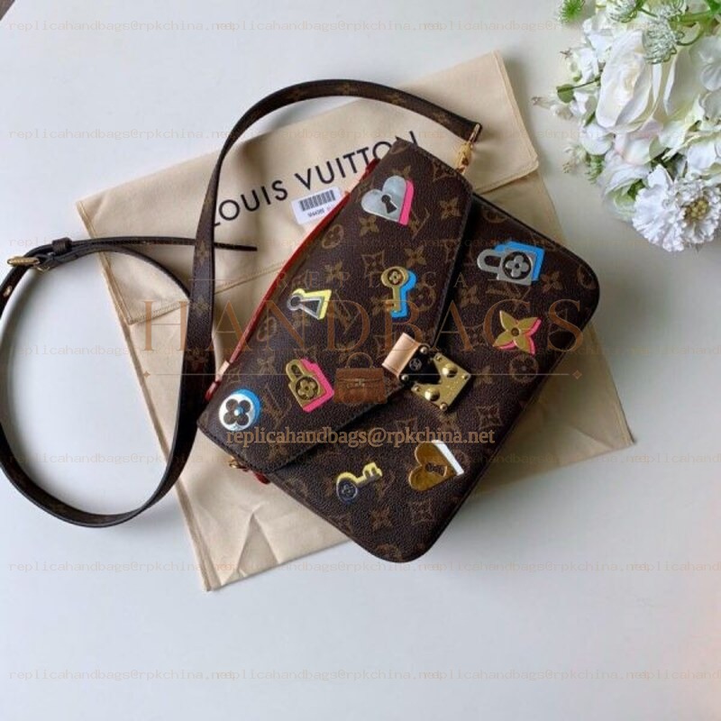 Replica Louis Vuitton Red Interior Metis Pochette
