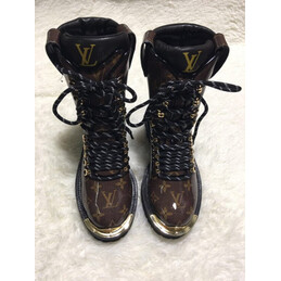 Replica Louis Vuitton Brown Monogram Outland Ankle Boots