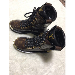 Replica Louis Vuitton Brown Monogram Outland Ankle Boots