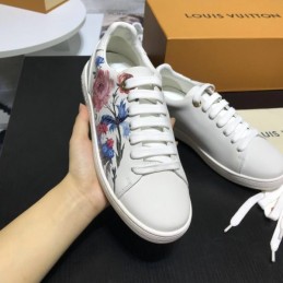Replica Louis Vuitton White Floral Low-Top Sneakers