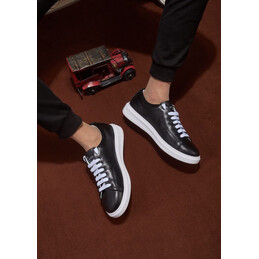 Replica Louis Vuitton Black Beverly Hills Sneakers