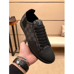 Replica Louis Vuitton Damier Graphite Low Top Sneakers