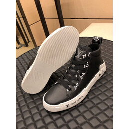 Replica Louis Vuitton Black High Top Sneakers White Sole