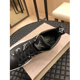 Replica Louis Vuitton Black High Top Sneakers White Sole