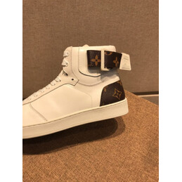 Replica Louis Vuitton White Brown Monogram High Top Sneakers