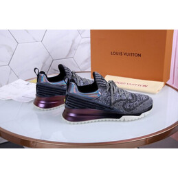 Replica Louis Vuitton Gray Knit VNR Sneakers