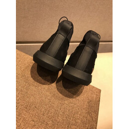 Replica Louis Vuitton Black Red Knit Sneakers