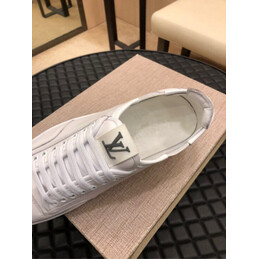 Replica Louis Vuitton White Smooth Leather Low Top Sneakers