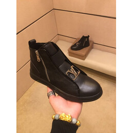 Replica Louis Vuitton Black Zip Ankle Boots