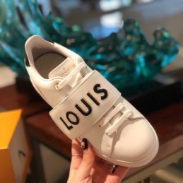 Replica Louis Vuitton White Black Letter Strap Low-Top Sneakers