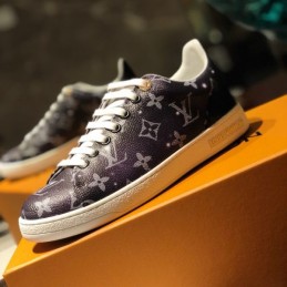 Replica Louis Vuitton Black Monogram Low-Top Sneakers