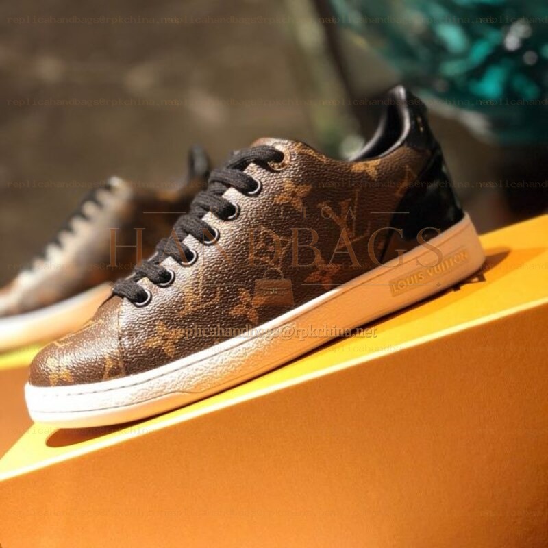 Replica Louis Vuitton Brown Monogram Black Low-Top Sneakers - Style 2
