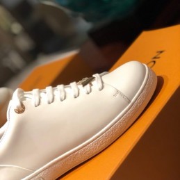 Replica Louis Vuitton White Gold-Tone Logo Sneakers