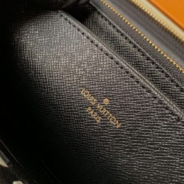 Replica Louis Vuitton Black Textured Gold Charm Zippy Wallet