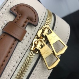 Replica Louis Vuitton Beige Saintonge