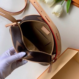 Replica Louis Vuitton Giant Monogram Boite Chapeau Souple