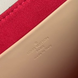 Replica Louis Vuitton Beige Pink Graphic Wynwood