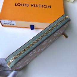 Replica Louis Vuitton Khaki Oversized LV Zippy Wallet