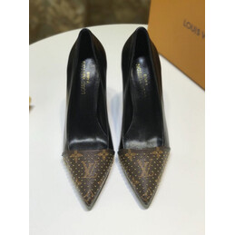 Replica Louis Vuitton Black Gold-Tone Pointed-Toe Pumps