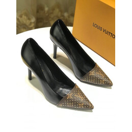 Replica Louis Vuitton Black Gold-Tone Pointed-Toe Pumps