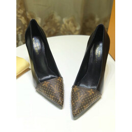 Replica Louis Vuitton Black Gold-Tone Pointed-Toe Pumps