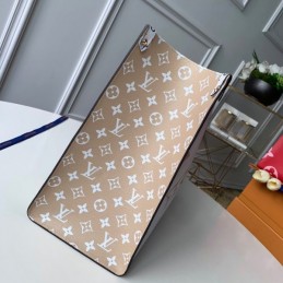 Replica Louis Vuitton White Beige Giant Monogram Onthego GM