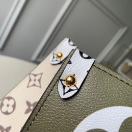 Replica Louis Vuitton White Beige Giant Monogram Onthego GM