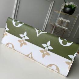 Replica Louis Vuitton White Beige Giant Monogram Onthego GM