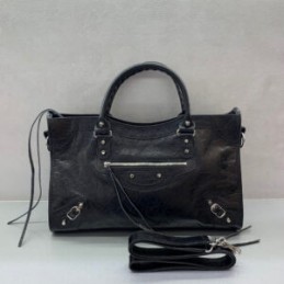 Replica Balenciaga Le City...