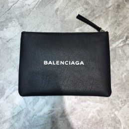 Replica Balenciaga Clutch...