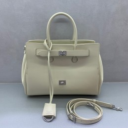 Replica Balenciaga Bel Air...