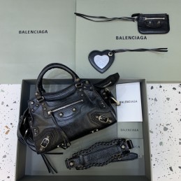 Replica Balenciaga Neo...