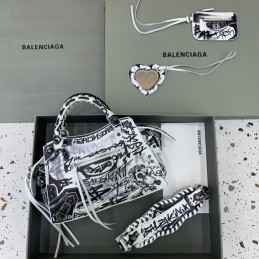 Replica Balenciaga Neo...