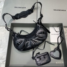 Replica Balenciaga Le...