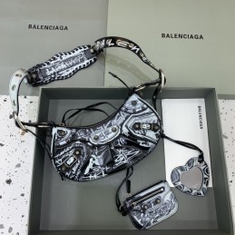 Replica Balenciaga Le...