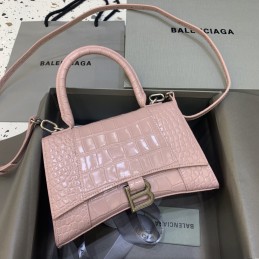 Replica Balenciaga...