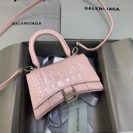 Replica Balenciaga...
