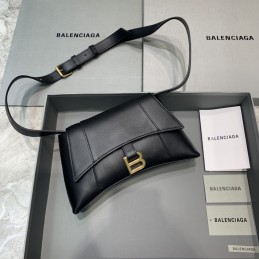 Replica Balenciaga...