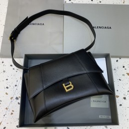 Replica Balenciaga...
