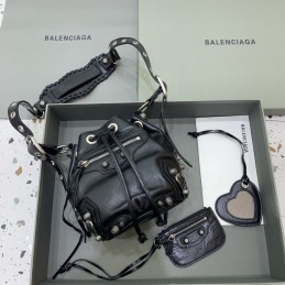 Replica Balenciaga City...