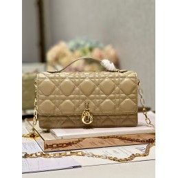 Replica Christian Dior Miss...
