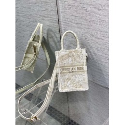 Replica Christian Dior Tote...