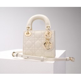 Replica Christian Dior...
