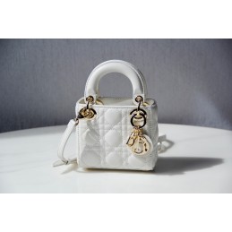 Replica Christian Dior...